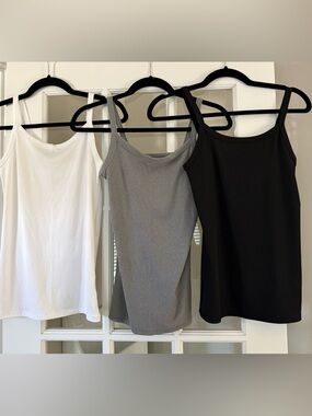 SET OF 3 Women’s Ribbed Tank Tops in White, Gray, and Black Size Medium